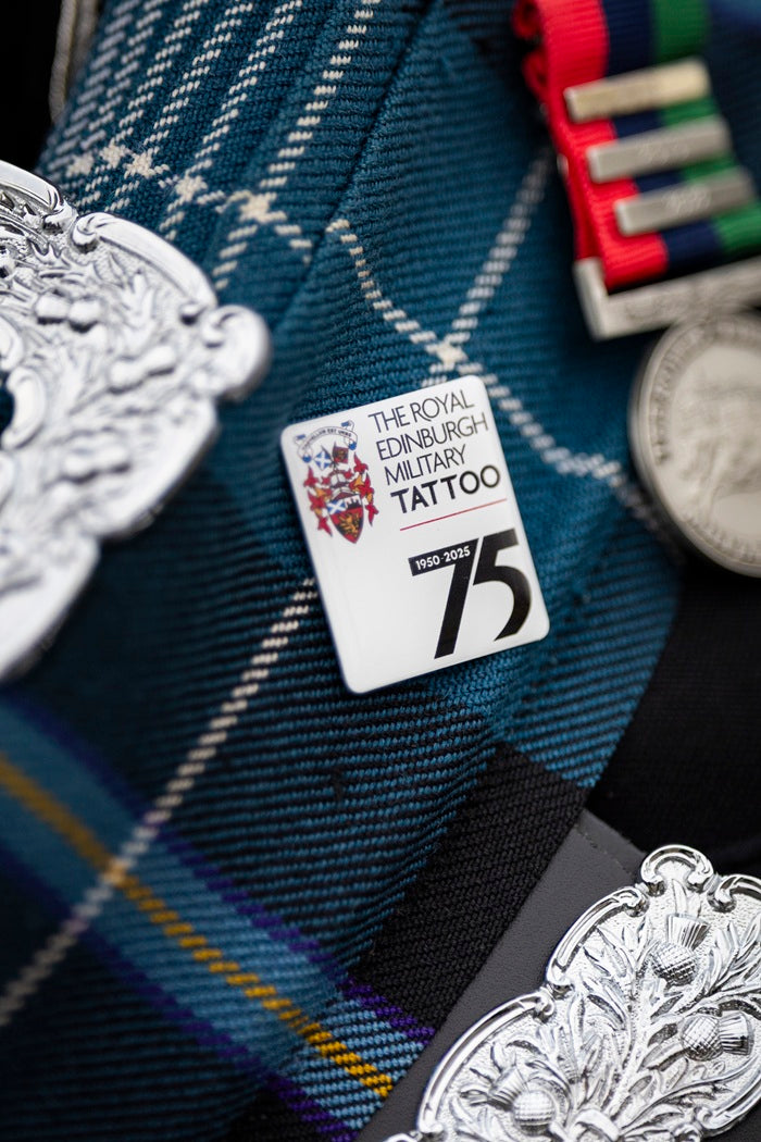 THE ROYAL EDINBURGH MILITARY TATTOO 75 PIN BADGE